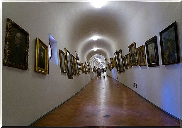 Vasari Corridor of Florence