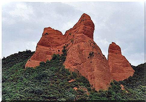 Peak in Las Médulas