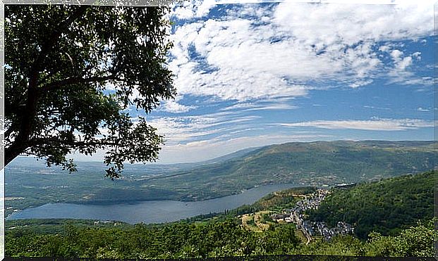 Sanabria Lake