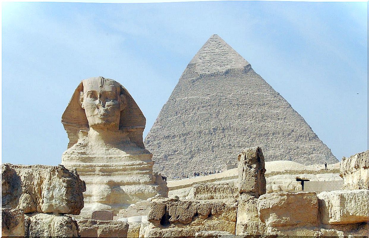 Travel to Egypt: a journey through history