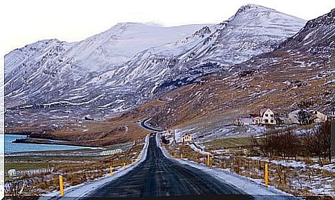 Ring Road, the incredible road that surrounds Iceland