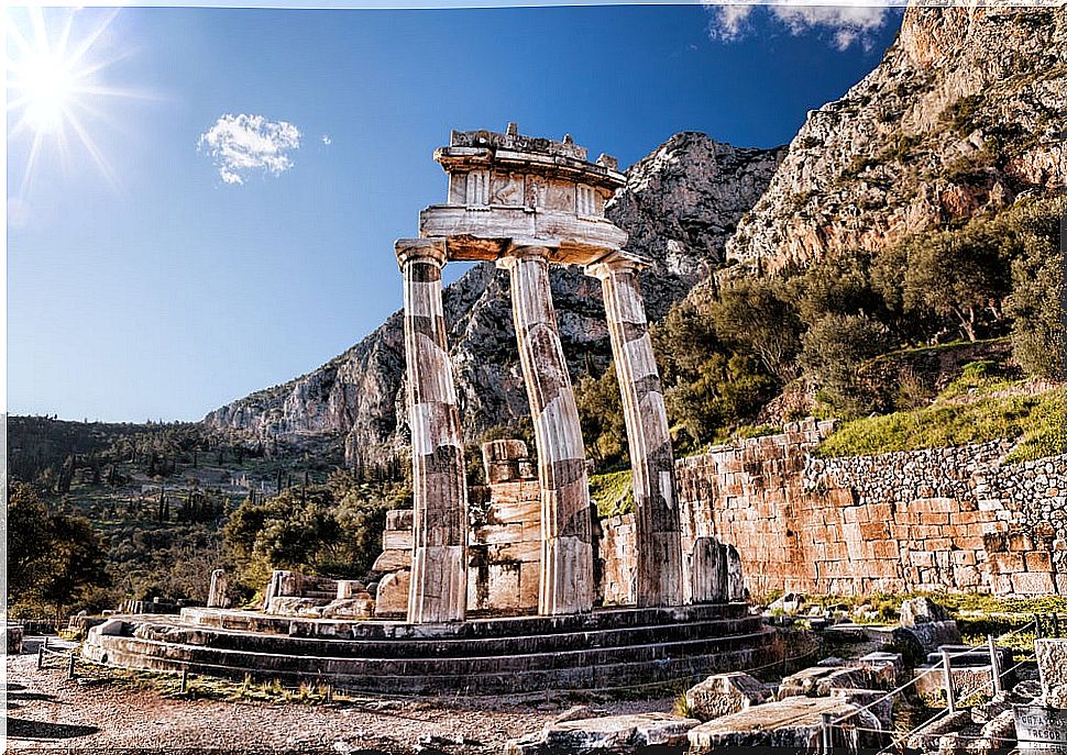 Temple in Delphi