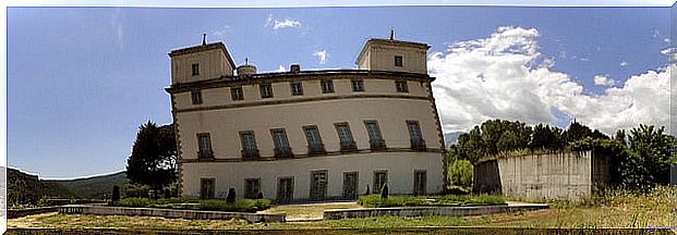 Mosquera Palace in Arenas de San Pedro