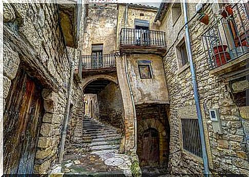 Guimerà, a beautiful medieval town in Lleida