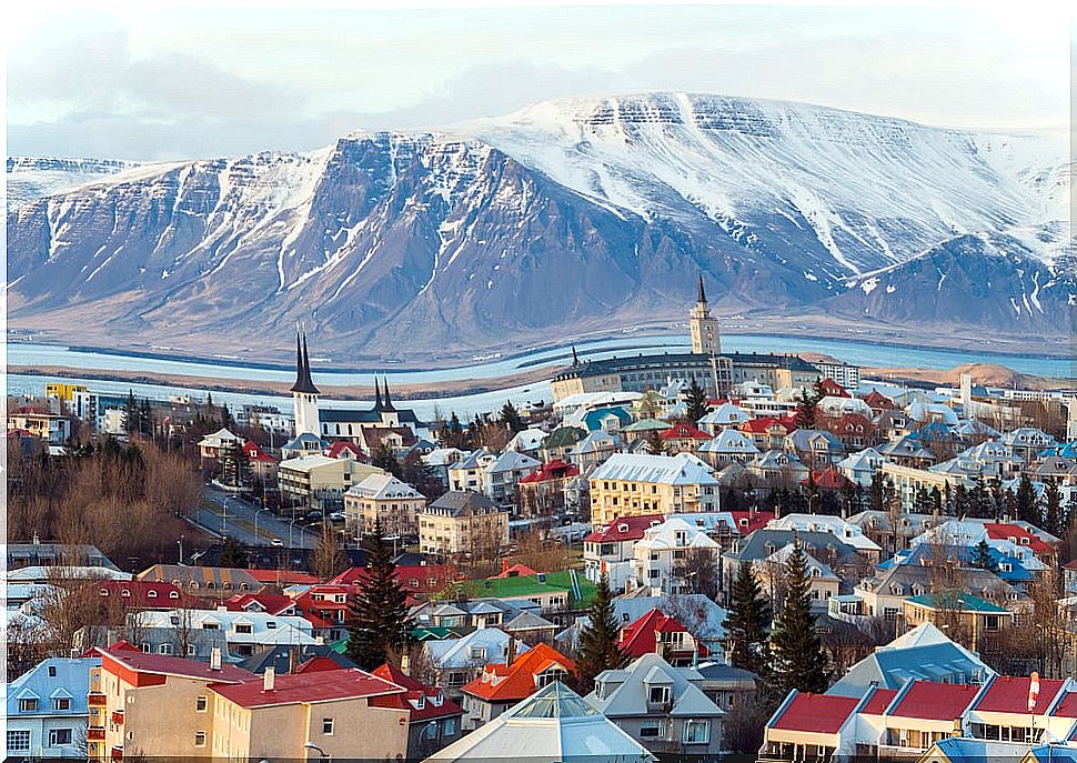 Reykjavik, departure of the circular route of Iceland