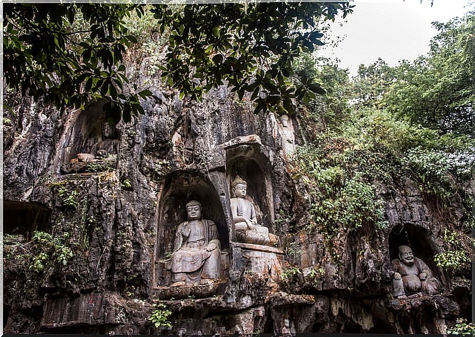 Lingyin temple and its stone carved buddhas