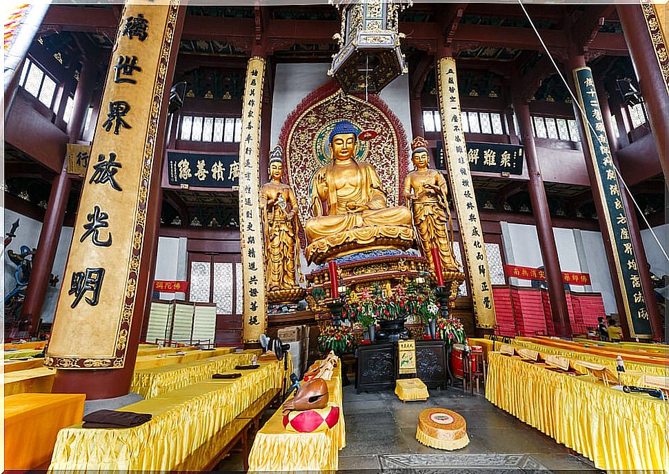 Interior of the Lingyin Temple