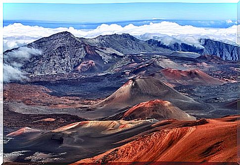 We tour the Hawaii Volcanoes National Park