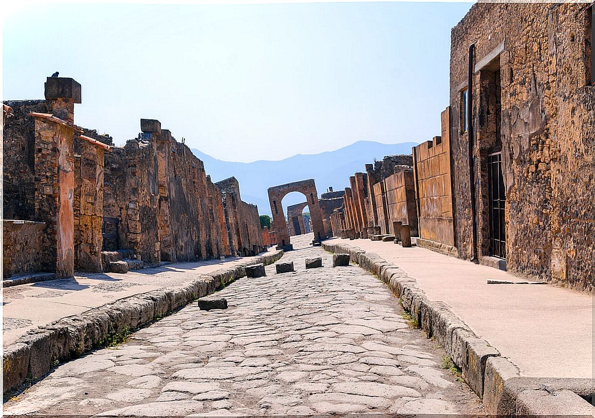 Pompeii, a city buried by ashes