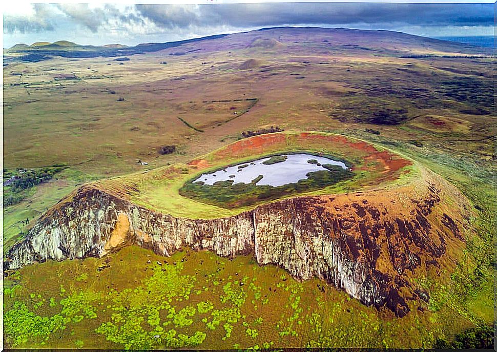 Rano Raraku Crater