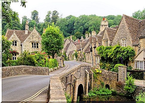 Medieval streets in Castle Combe