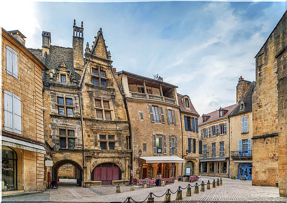 Sarlat-la-Caneda street in the Dordogne