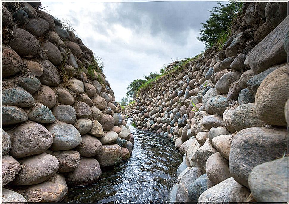 Cantalloc aqueduct