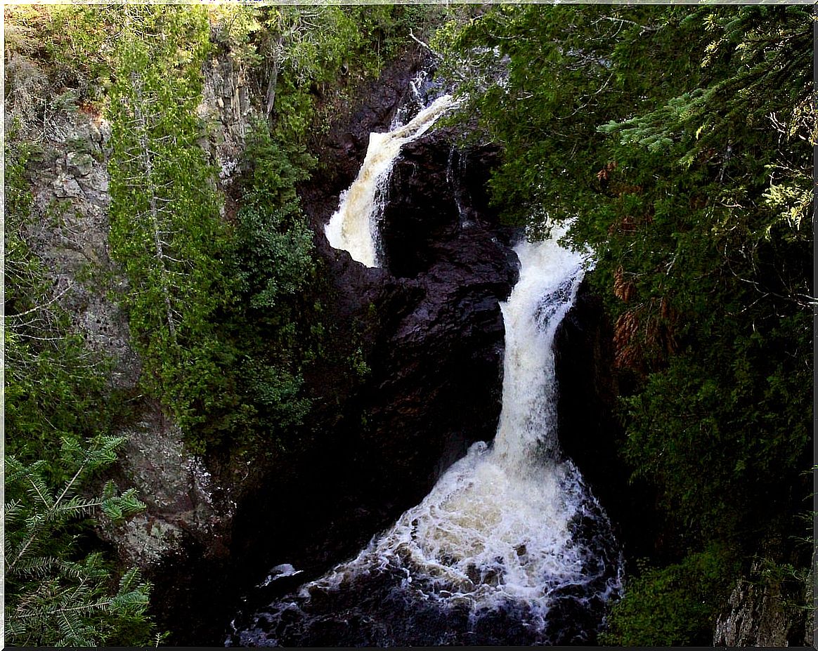 Devil's Kettle Falls Mystery