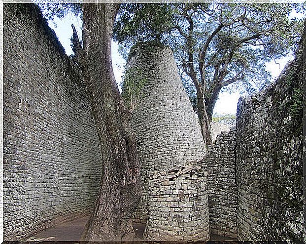 Conical Tower in Great Zimbabwe