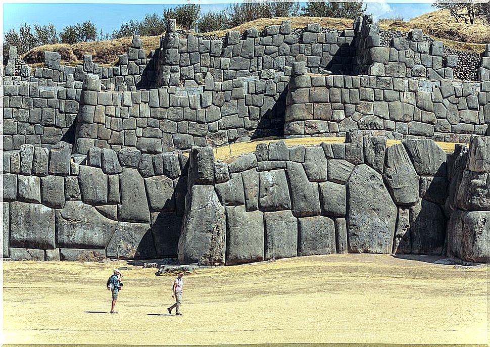 Sacsayhuamán, one of the Inca mysteries in Cuzco 