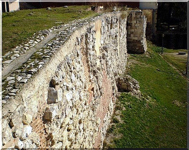 Muslim wall of Madrid