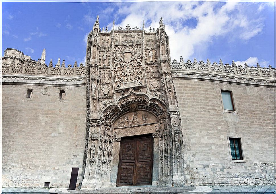 Facade of the Colegio de San Gregorio de Valladolid