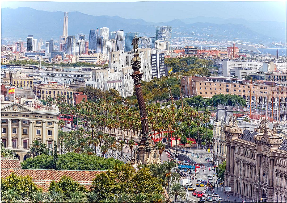 The Mirador de Colom is a tourist spot in Barcelona.