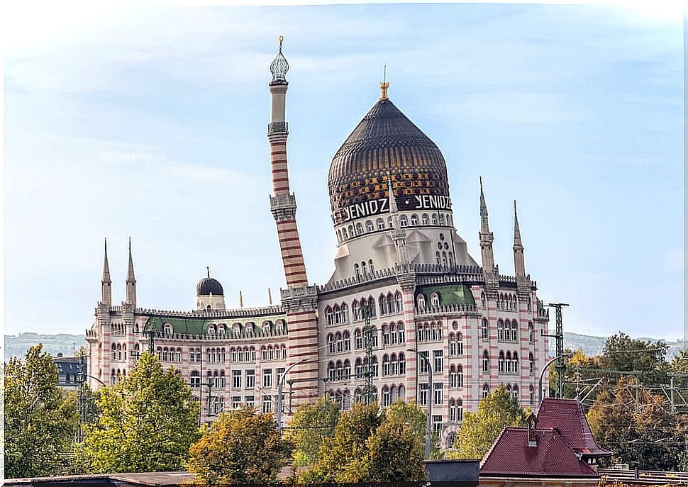 Yenidze: one of the most unique buildings in Dresden